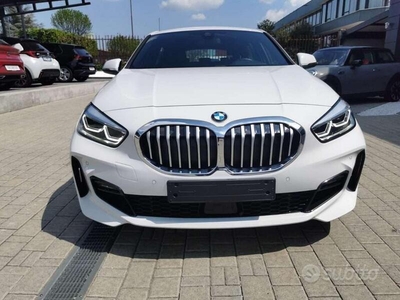 Usato 2022 BMW 118 1.5 Benzin (29.900 €)