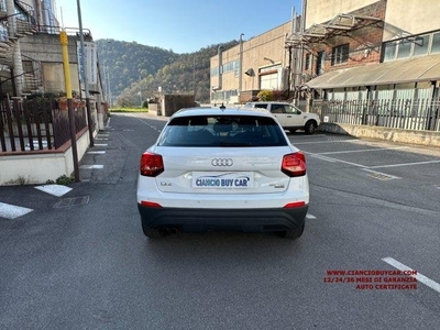 AUDI Q2 35 TDI quattro S tronic Business automat.