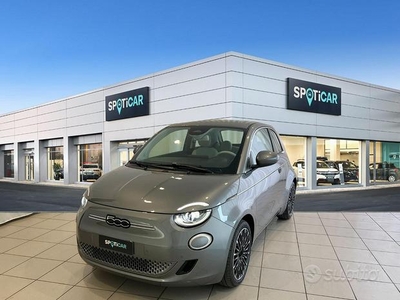 FIAT 500e La Nuova 500 - La Prima By Bocelli Ber