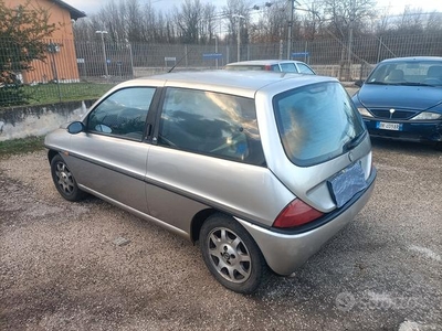 Lancia y - 1998
