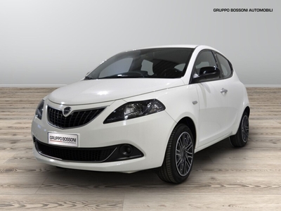 Lancia Ypsilon 1.0 FireFly