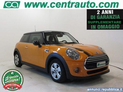 Mini Cooper D 1.5 D 3P Manuale Business Andalo Valtellino