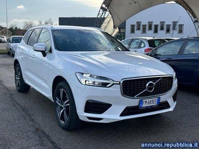 VOLVO - XC60 - D4 AWD Geartronic R-design