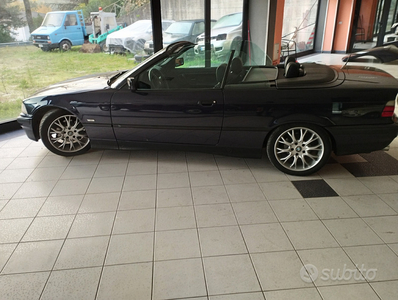 Usato 1998 BMW 320 Cabriolet 2.0 Benzin 150 CV (8.500 €)
