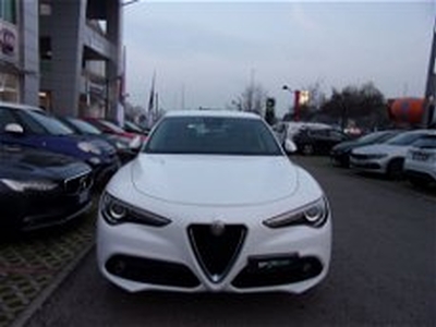 Alfa Romeo Stelvio Stelvio 2.2 Turbodiesel 180 CV AT8 Q4 Executive del 2017 usata a Reggio nell'Emilia