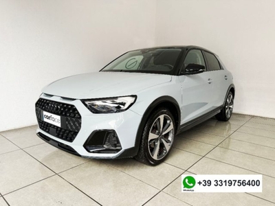 Audi A1 citycarver 35 TFSI S tronic Identity Contrast usato