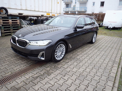 BMW 5er D Touring Luxury Line*upe 77.580*stdhzg*pano
