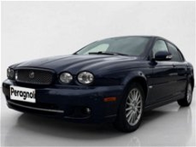 Jaguar X-Type 2.2D cat Executive cDPF del 2008 usata a Monteriggioni