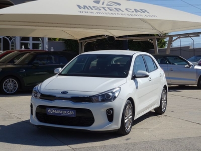 KIA Rio 1.0 automático