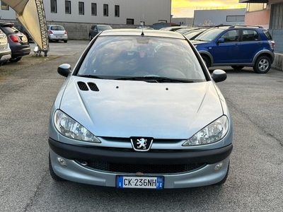 Peugeot 206 1.6