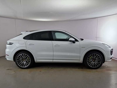 PORSCHE CAYENNE 3.0 V6 E-Hybrid Autom. COUPE