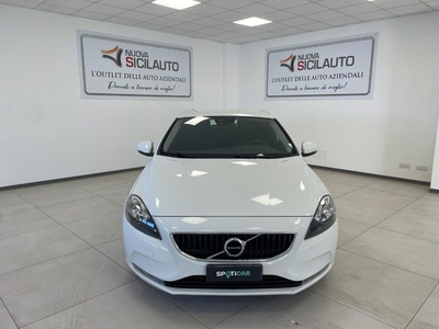 Volvo V40 D2