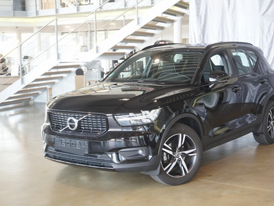 VOLVO Xc40 R Design T3*geartr Led Navi R-kam Shz 18''