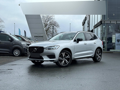 VOLVO Xc60 T6 Awd Recharge R-design Expression Pano