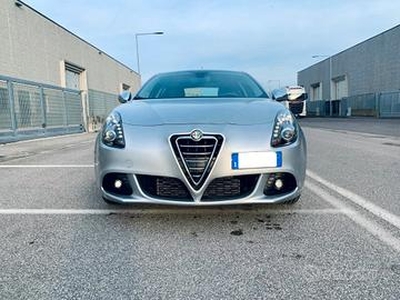 Alfa Romeo Giulietta Exclusive. Frizione nuova
