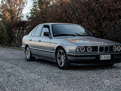 BMW. Vendo questa splendida 520i e34 del 1991