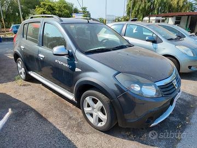 DACIA Sandero 1Âª serie - 2012