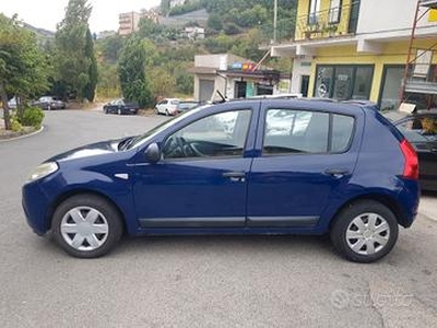 Dacia Sandero 1.4mpi solo 112.000km