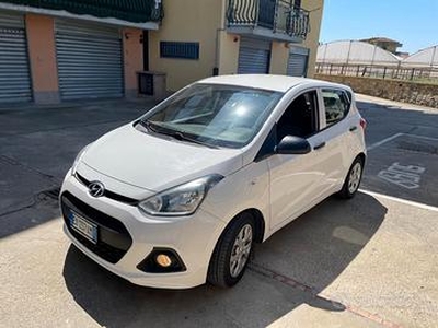 HYUNDAI i10 2ª serie - 2014