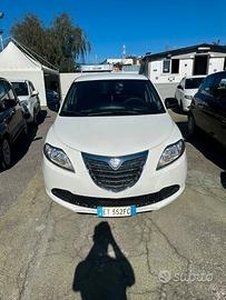 Lancia ypsilon 1.2 benzina