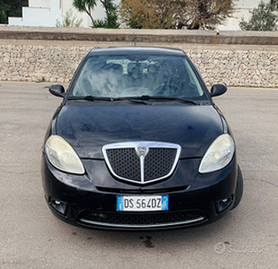 Lancia Ypsilon GPL