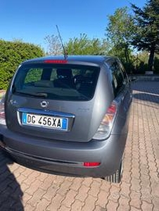 LANCIA Ypsilon Platinum Edition