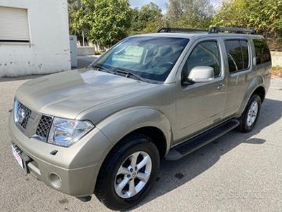 NISSAN Pathfinder 2.5 dCi *AUTOMATICO/FULL*