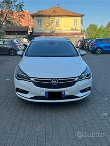 Opel Astra 1.6 CDTi 110 CV Sports Tourer Innovatio