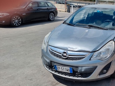Opel Corsa 1.2 85CV 5 porte GPL-TECH Ecotec CATENA DA FARE