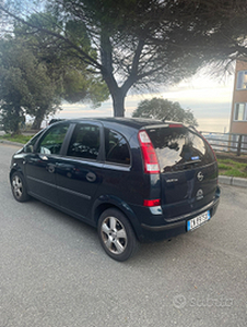 Opel meriva 1.4 per neopatentati