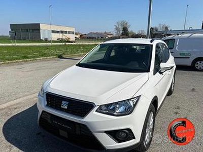 SEAT Arona 1.0 ECOTSI 95 CV-CRUISE-SENSORI-FRENA