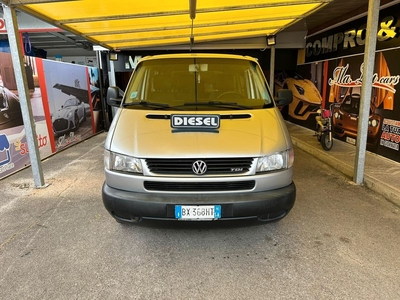 Volkswagen Caravelle 2.4cc diesel 12 mesi garanzia-2001