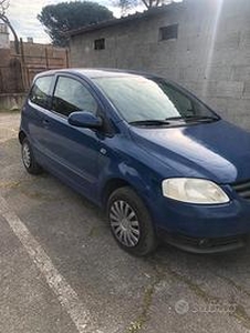 VOLKSWAGEN Fox - 2005