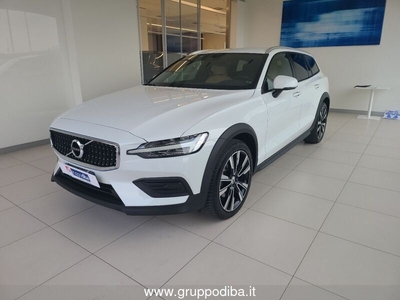 Volvo V60 Cross Country V60 II 2019 Cross Country Dies 2.0 d4 Business Plus awd geartro