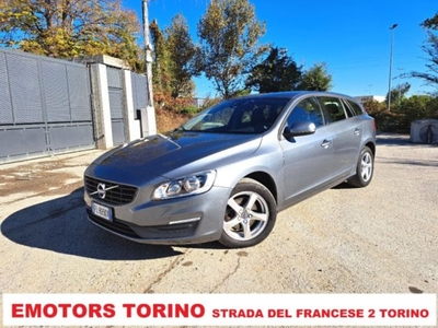 Volvo V60 D2 Geartronic Momentum usato