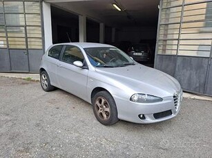 Alfa Romeo 147 1.6 16v twin spark progression