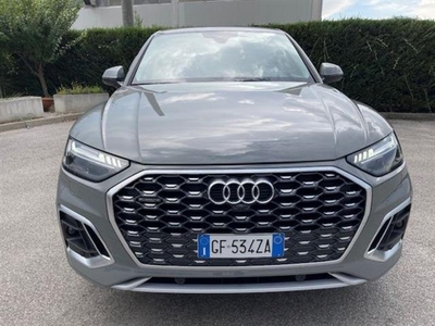 AUDI Q5 SPORTBACK Q5 SPB 40 TDI quattro S tronic S line