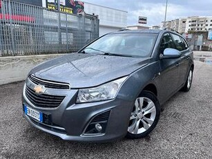 CHEVROLET CRUZE 1.7CDI ACCESSORIATA