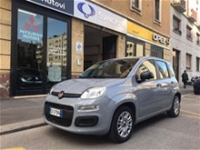 Fiat Panda 1.0 FireFly S&S Hybrid City Cross del 2022 usata a Milano