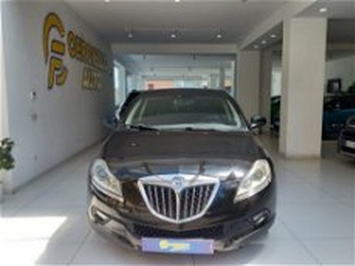 Lancia Delta 2.0 MJT DPF Platino del 2009 usata a Somma Vesuviana