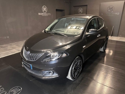 Lancia Ypsilon 1.0 FireFly