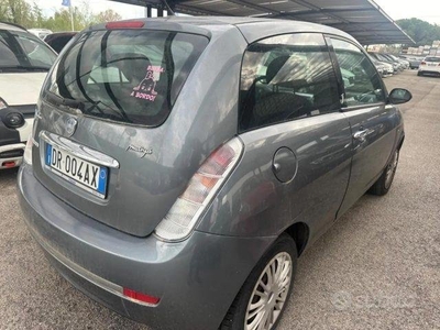 LANCIA YPSILON 1.3 MJT 75 CV Argento