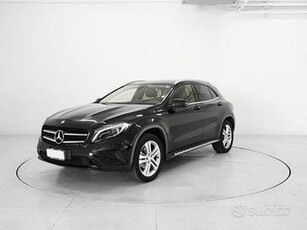 MERCEDES-BENZ CLA sse GLA GLA 200 d Automatic Sp