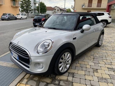 MINI CABRIO 1.5 Cooper D Cabrio NAVI-LED-17