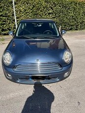 MINI Cooper 1600 D 90 cavalli neopatentati 7/2011