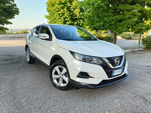 Nissan Qashqai 1.6 diesel AUTOMATICA