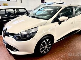 Renault Clio 1.2 BENZINA 5 porte OK NEOPATENTATI €