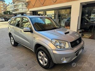 TOYOTA Rav4 2.0 Tdi D-4D cat 5 porte Sol