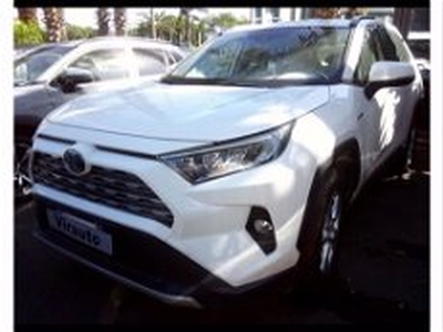 Toyota Rav4 vvt-ie h Active 2wd 218cv e-cvt del 2019 usata a Catania