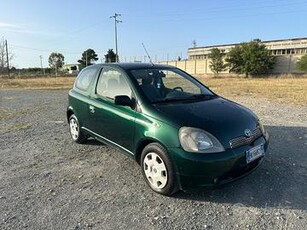 Toyota Yaris 1.0 Benzina- NEOPATENTATI